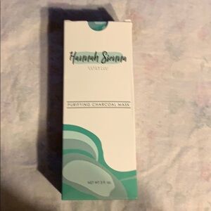 Hannah Sienna Purifying Charcoal Mask
